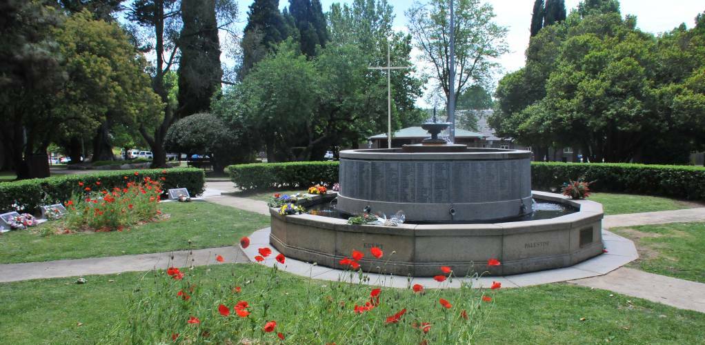 SOLEMN: Armidale residents can meet just before 11am for a commemorative service in Central Park.