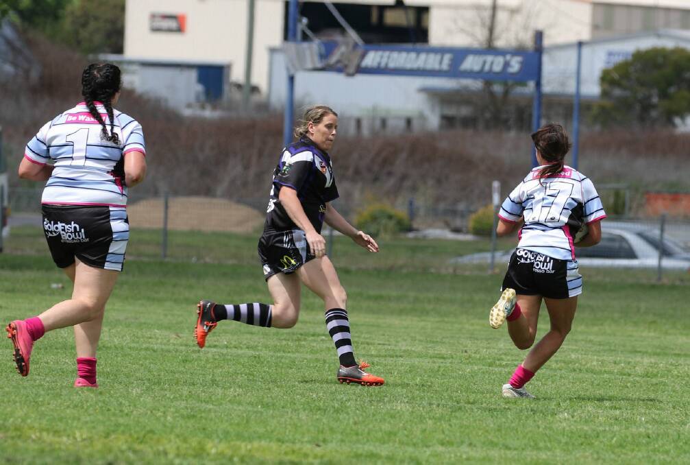 HAVING A CRACK: The Group 19 women's nines tournament was a huge success last year. Photo: Lynverell Photography. 