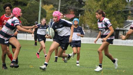 Georgia Cadzow was a strong player for the TAS under 14s girls