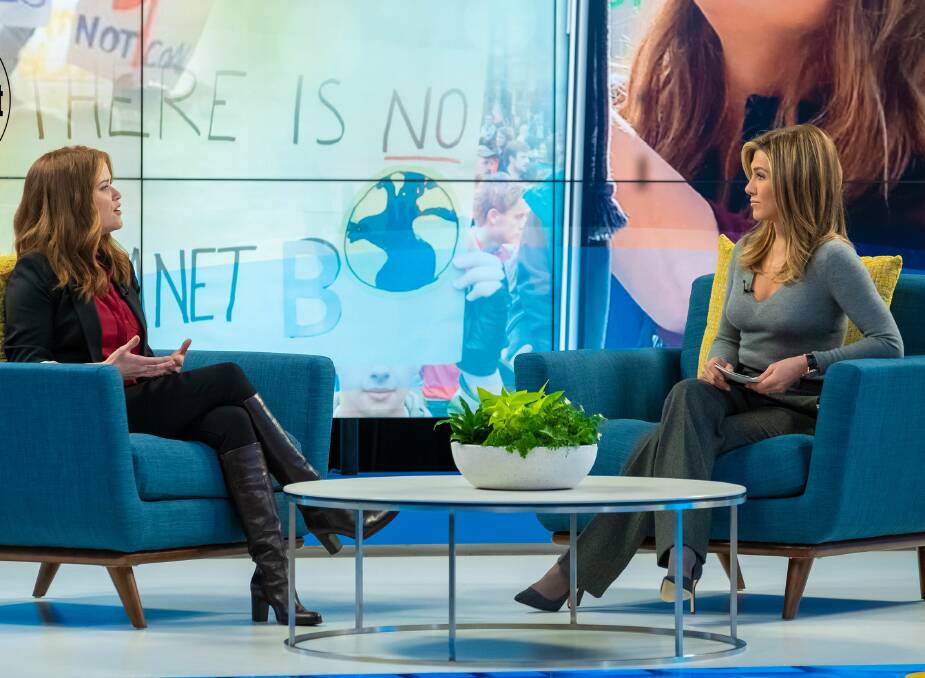 Reese Witherspoon and Jennifer Aniston star in The Morning Show on Apple TV +. Picture: Apple