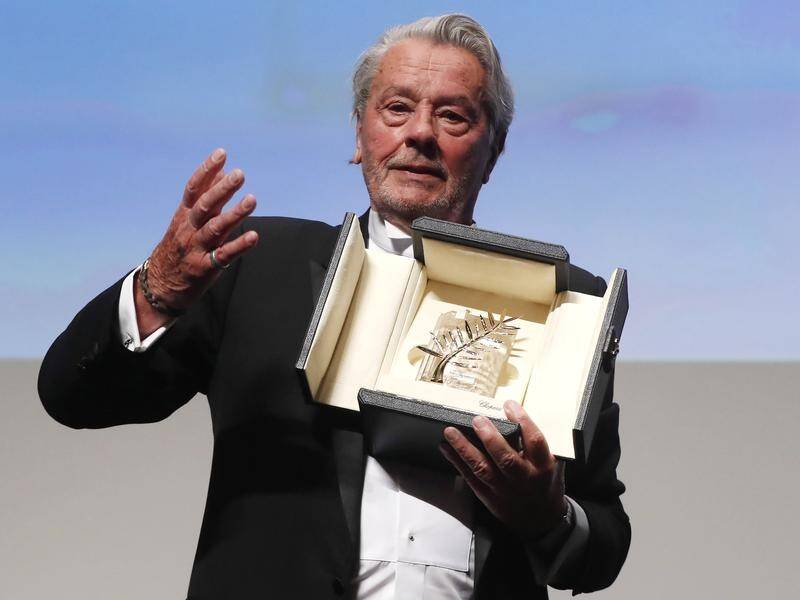 French actor Alain Delon has received an honorary Palme d'Or at the Cannes Film Festival.